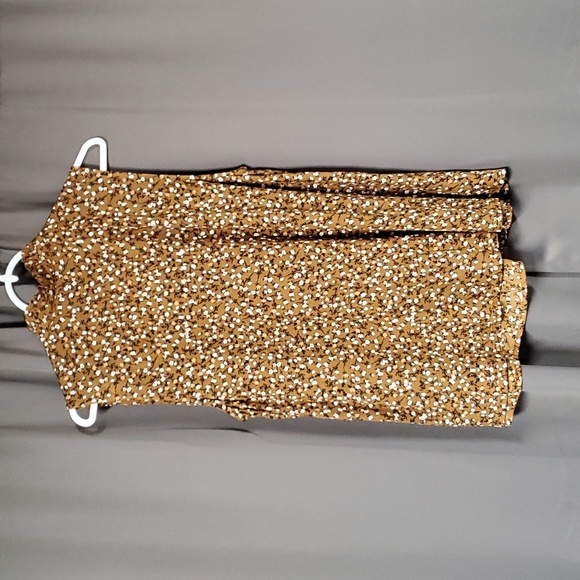 L Loft Brown floral top with ruffle and tie sleeveless NWT - Picture 4 of 6